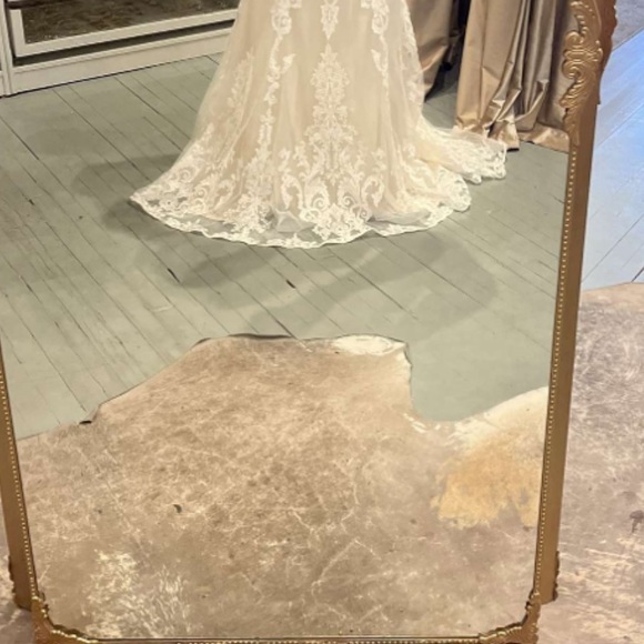 Wedding dress! I have not worn it. 3x off shoulder mermaid wedding dress. - Picture 6 of 11